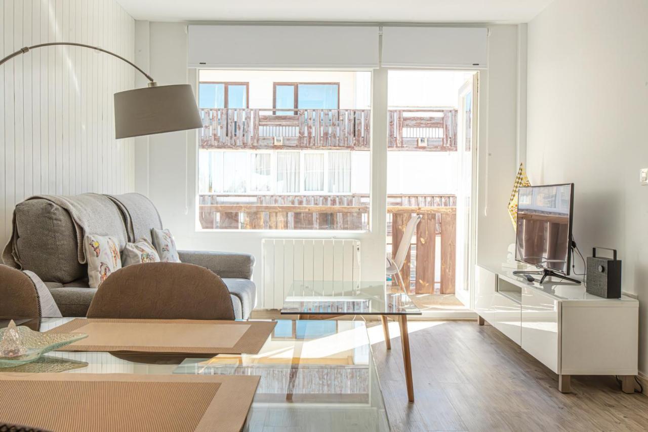 Apartment Holidays, Tripp, 1 Dormitorio, 4 Personas, Terraza Sierra Nevada
